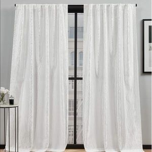 Light Filtering White Curtains